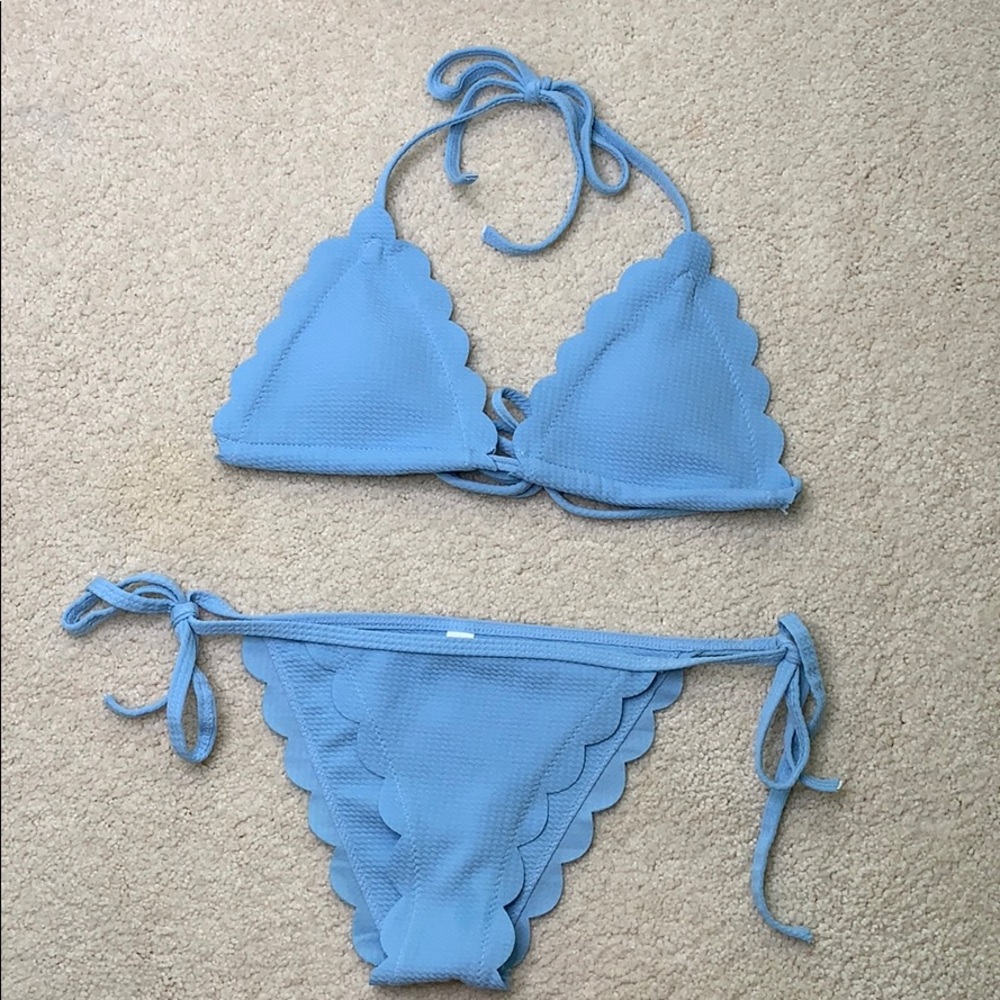 Wireless blue triangle bikini